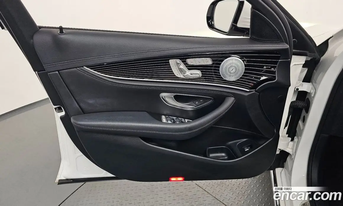 Mercedes-Benz E-Class 2020 3.0 автомат (гидро), фото 14 Mercedes-Benz E-Class 2020 3.0 автомат (гидро), фото 14