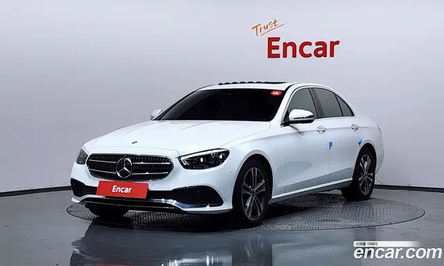 Mercedes-Benz E-Class, 2021, 80 474 км