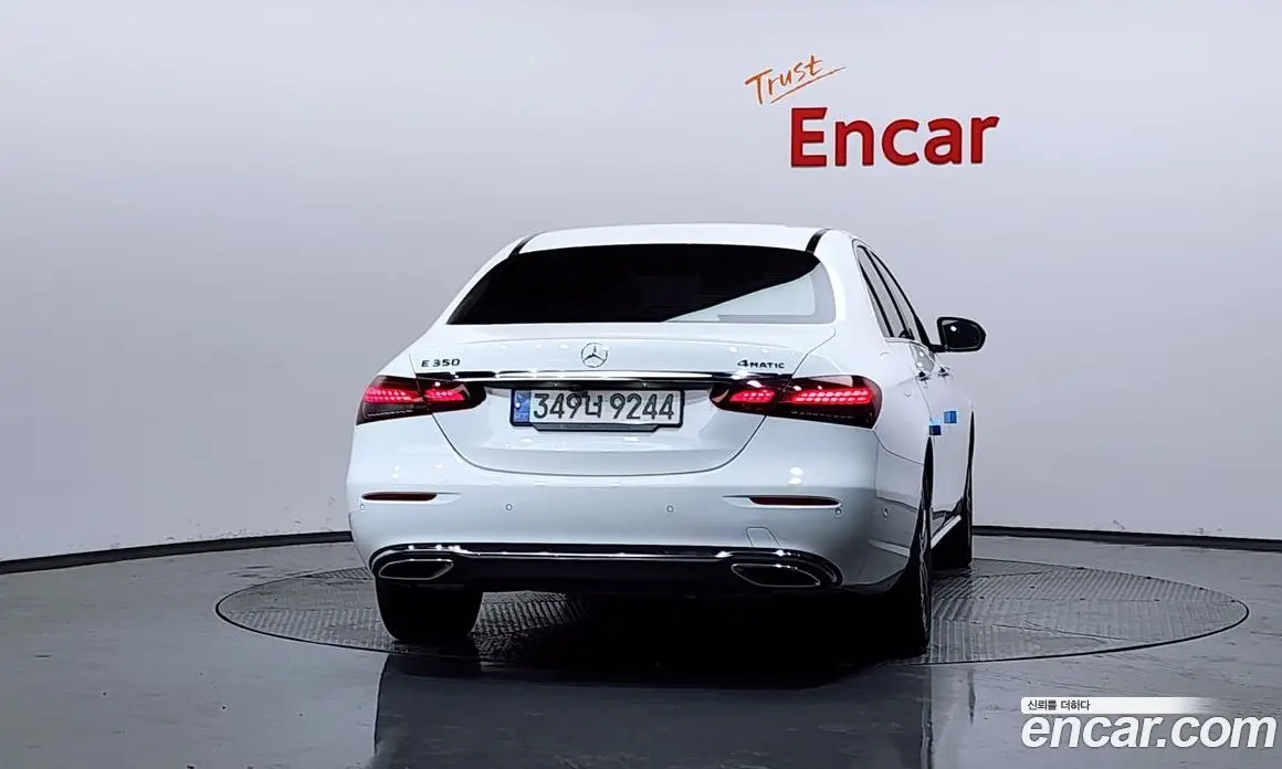 Mercedes-Benz E-Class 2021 2.0 автомат (гидро), фото 4