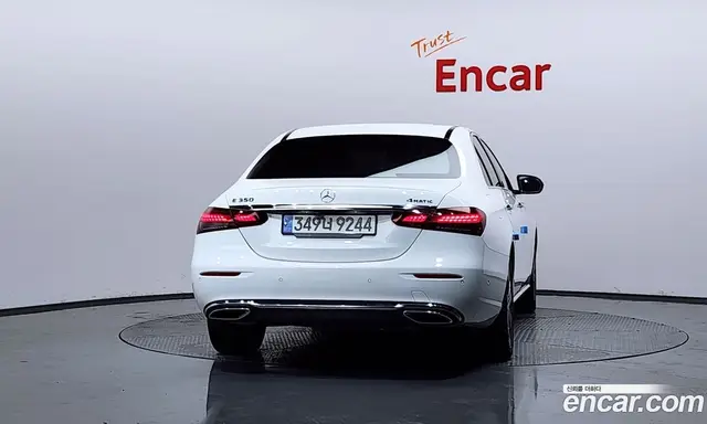 Mercedes-Benz E-Class 2021 2.0 автомат (гидро), миниатюра 4