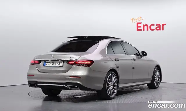 Mercedes-Benz E-Class, 2022, 42 213 км