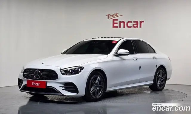 Mercedes-Benz E-Class, 2022, 56 143 км
