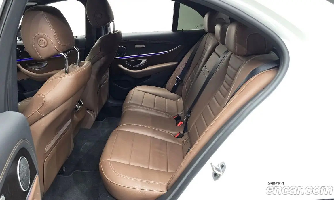 Mercedes-Benz E-Class 2022 2.0 автомат (гидро), фото 17 Mercedes-Benz E-Class 2022 2.0 автомат (гидро), фото 17