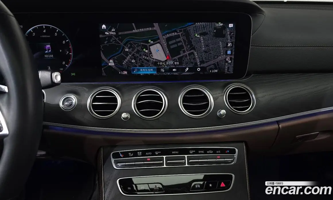 Mercedes-Benz E-Class 2022 2.0 автомат (гидро), фото 18 Mercedes-Benz E-Class 2022 2.0 автомат (гидро), фото 18