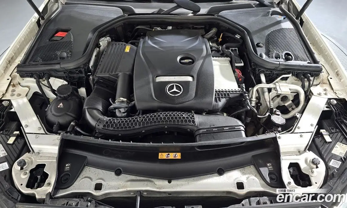 Mercedes-Benz E-Class 2022 2.0 автомат (гидро), фото 6 Mercedes-Benz E-Class 2022 2.0 автомат (гидро), фото 6