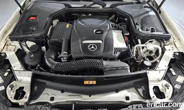 Mercedes-Benz E-Class 2022 2.0 автомат (гидро), миниатюра 6 Mercedes-Benz E-Class 2022 2.0 автомат (гидро), миниатюра 6