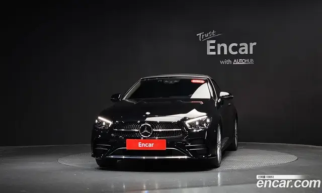 Mercedes-Benz E-Class 2023 3.0 автомат (гидро), миниатюра 2