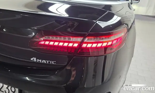 Mercedes-Benz E-Class 2023 3.0 автомат (гидро), миниатюра 8