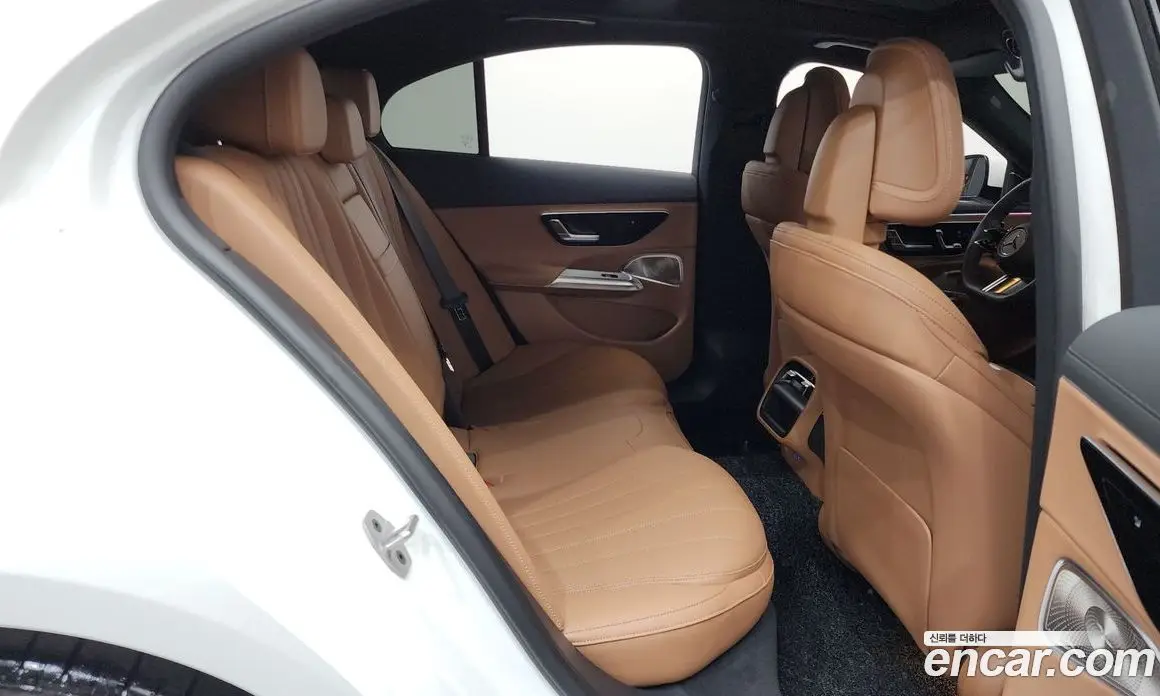 Mercedes-Benz E-Class 2025 2.0 автомат (гидро), фото 17 Mercedes-Benz E-Class 2025 2.0 автомат (гидро), фото 17