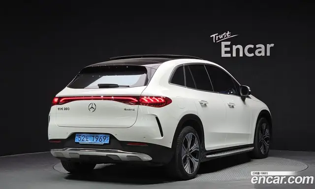 Mercedes-Benz EQE 2023 0.3 автомат (гидро), миниатюра 2