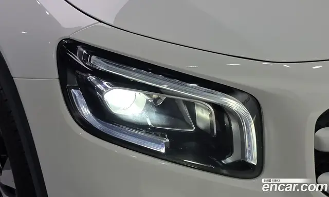 Mercedes-Benz GLB-Class 2022 1.9 автомат (гидро), миниатюра 8