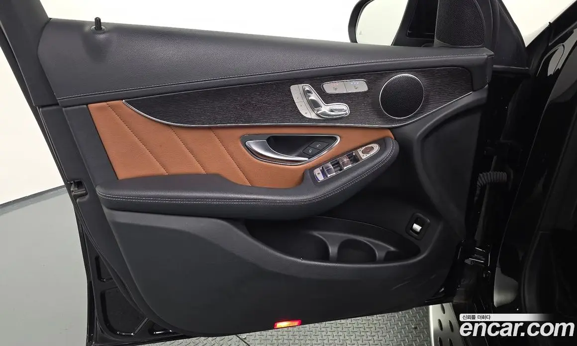 Mercedes-Benz GLC-Class 2022 2.0 автомат (гидро), фото 14