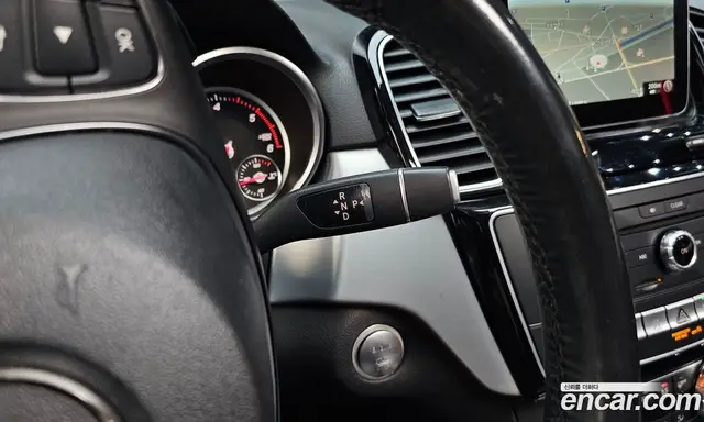 Mercedes-Benz GLE-Class 2018 3.0 автомат (гидро), миниатюра 12