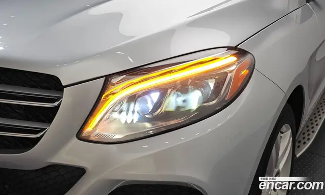 Mercedes-Benz GLE-Class 2018 3.0 автомат (гидро), миниатюра 8
