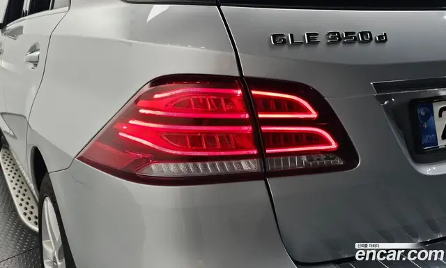 Mercedes-Benz GLE-Class 2018 3.0 автомат (гидро), миниатюра 9