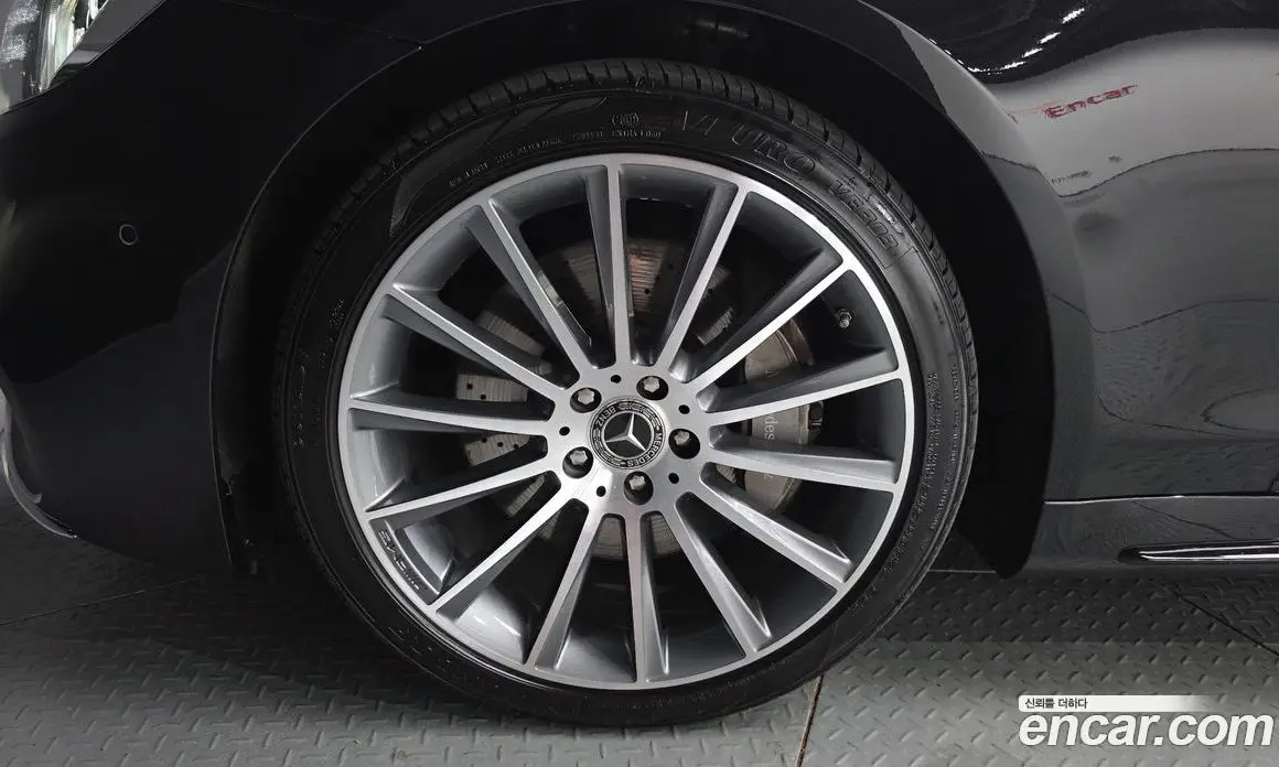 Mercedes-Benz S-Class 2018 3.0 автомат (гидро), фото 5 Mercedes-Benz S-Class 2018 3.0 автомат (гидро), фото 5
