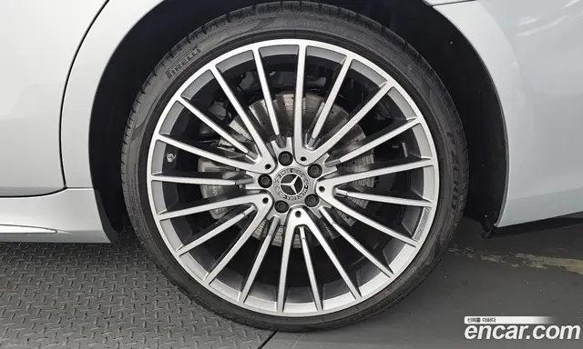 Mercedes-Benz S-Class 2024 3.0 автомат (гидро), миниатюра 7