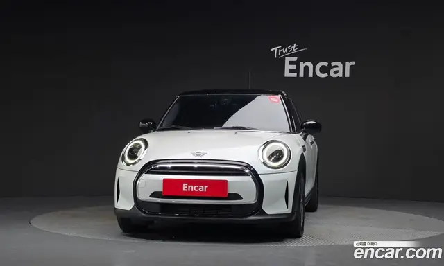 Mini Cooper 2023 1.5 автомат (гидро), миниатюра 3