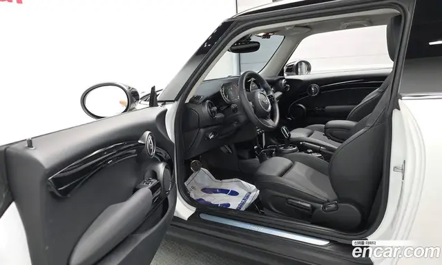 Mini Cooper 2023 1.5 автомат (гидро), миниатюра 12