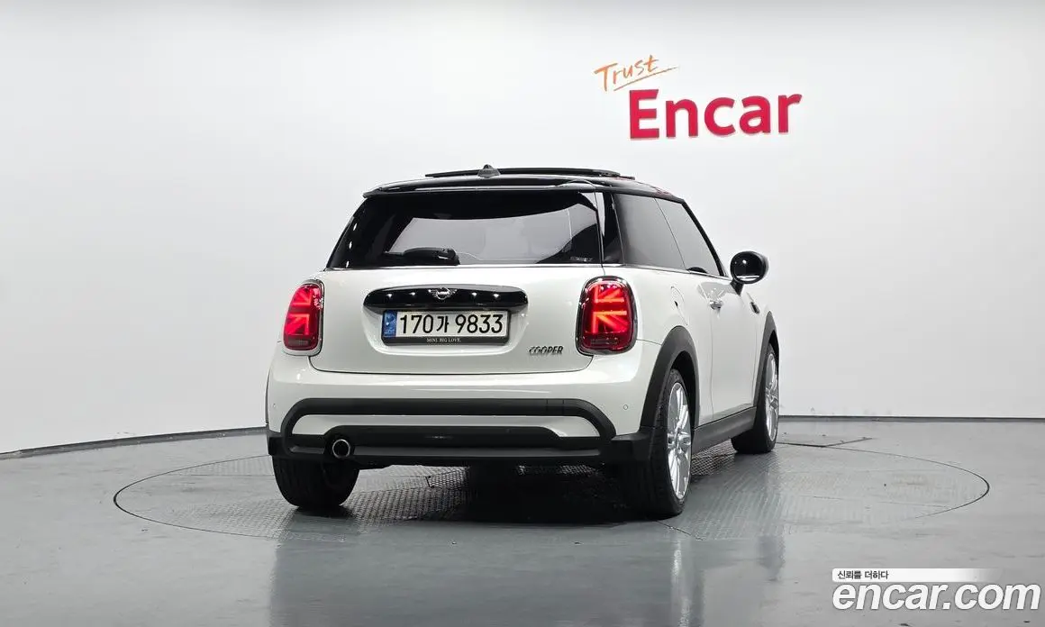 Mini Cooper 2023 1.5 автомат (гидро), фото 3