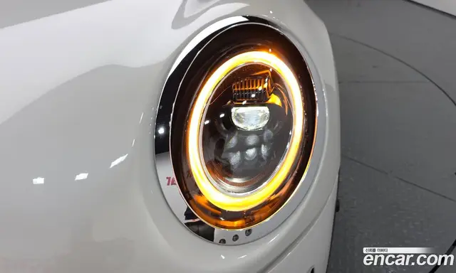 Mini Cooper 2023 1.5 автомат (гидро), миниатюра 7