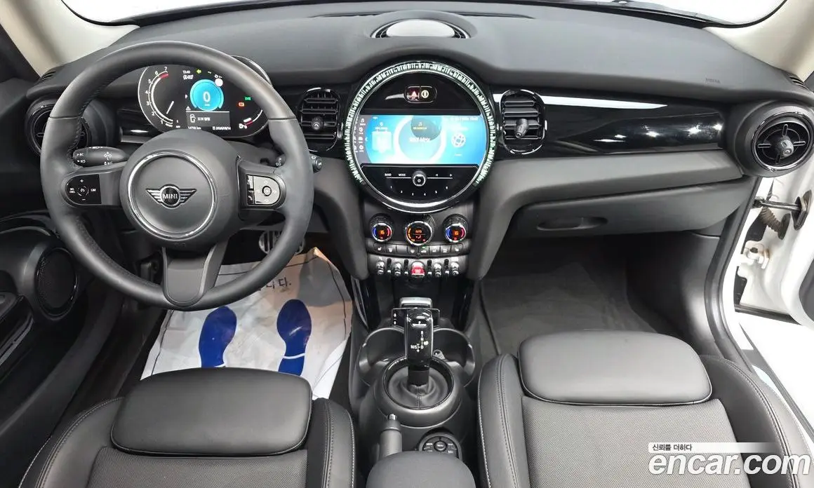 Mini Cooper 2023 1.5 автомат (гидро), фото 9