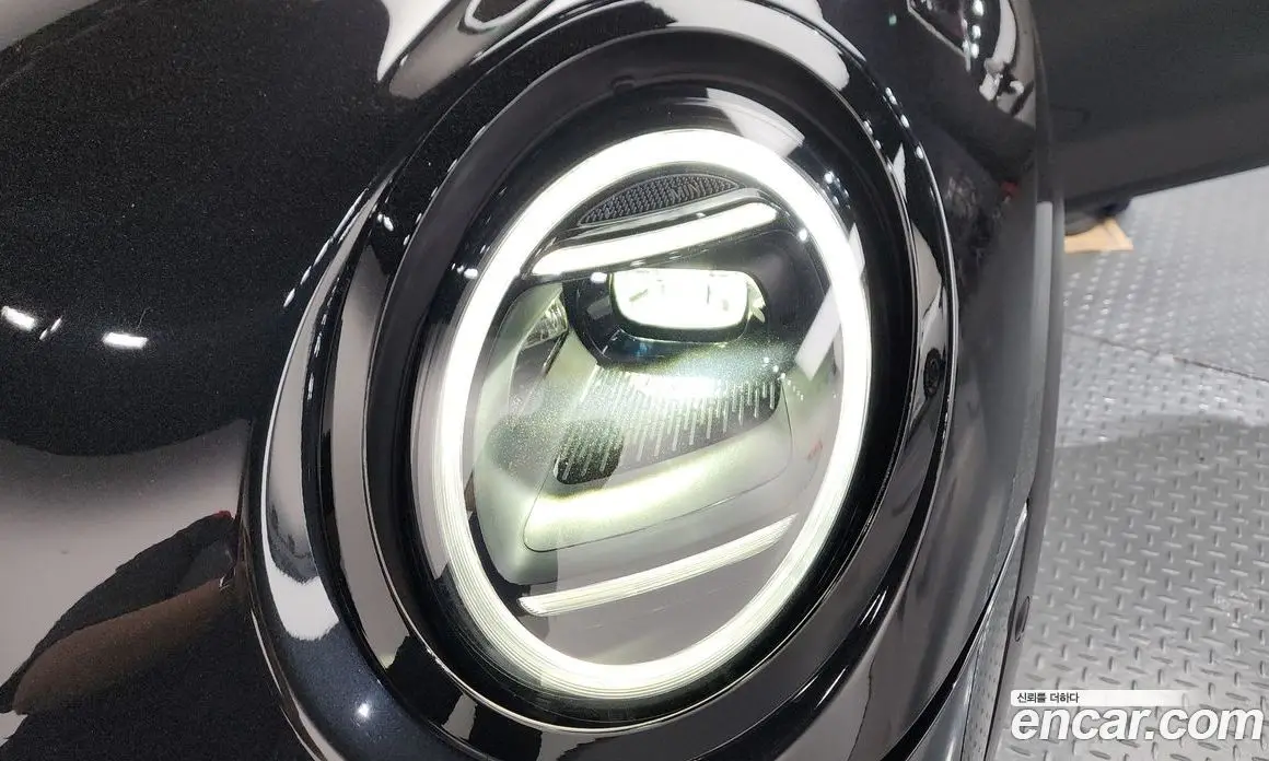 Mini Cooper 2024 2.0 автомат (гидро), фото 8