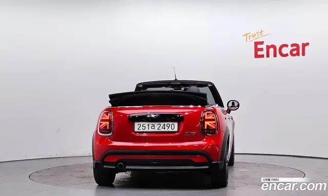 Mini Cooper Convertible 2024 1.5 автомат (гидро), миниатюра 4 Mini Cooper Convertible 2024 1.5 автомат (гидро), миниатюра 4