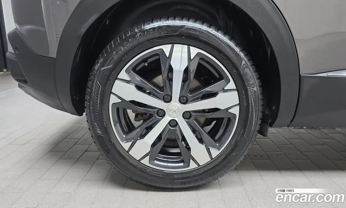 Peugeot 3008 2021 1.5 автомат (гидро), фото 5 Peugeot 3008 2021 1.5 автомат (гидро), фото 5