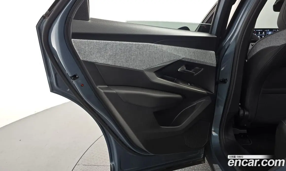 Peugeot 3008 2025 1.2 автомат (гидро), фото 15