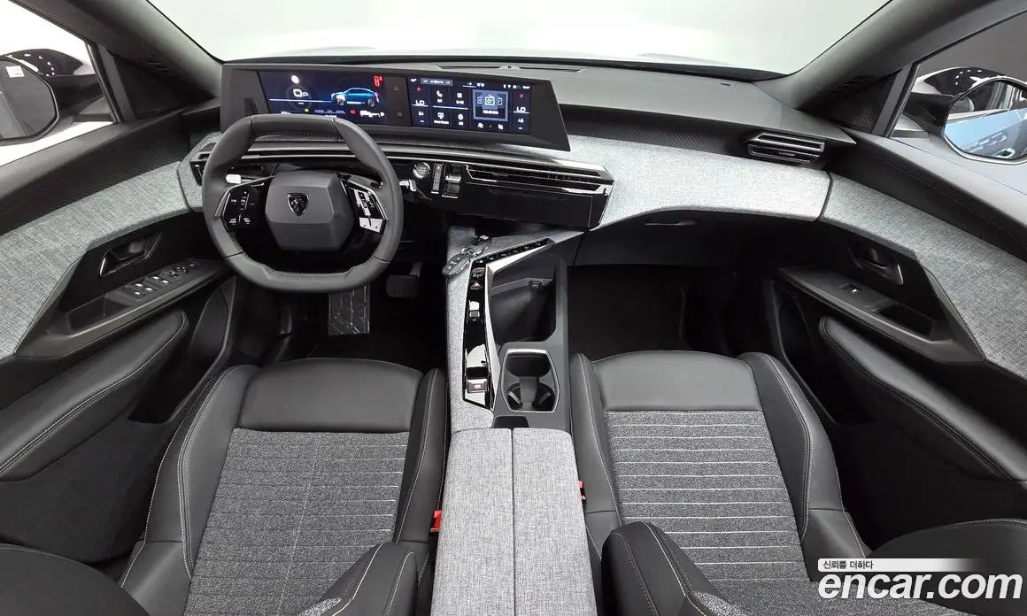 Peugeot 3008 2025 1.2 автомат (гидро), фото 10