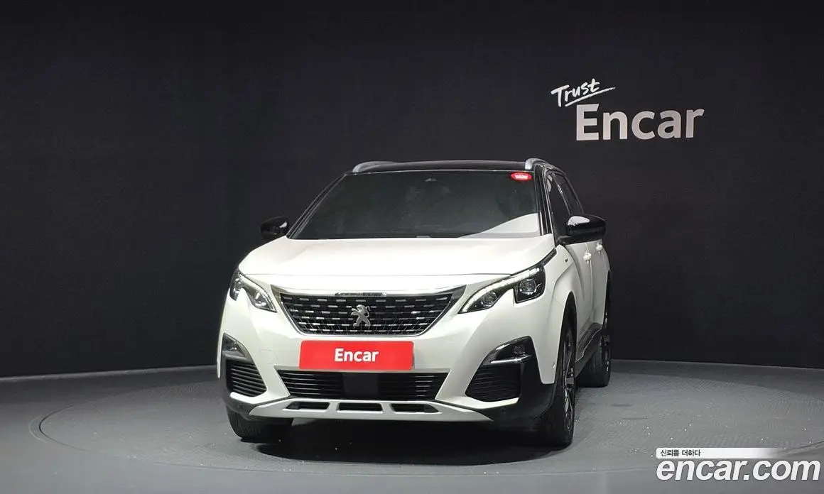 Peugeot 5008 2018 1.6 автомат (гидро), фото 1 Peugeot 5008 2018 1.6 автомат (гидро), фото 1