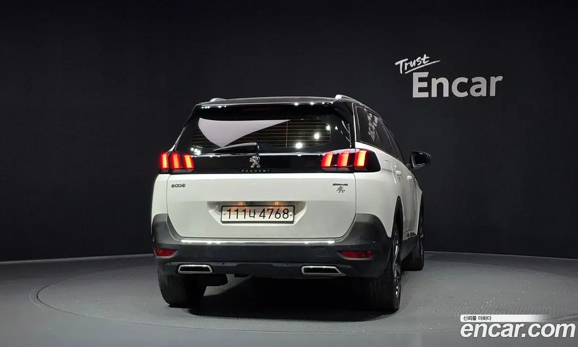 Peugeot 5008 2018 1.6 автомат (гидро), фото 4 Peugeot 5008 2018 1.6 автомат (гидро), фото 4