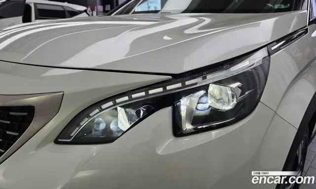 Peugeot 5008 2018 1.6 автомат (гидро), миниатюра 7 Peugeot 5008 2018 1.6 автомат (гидро), миниатюра 7
