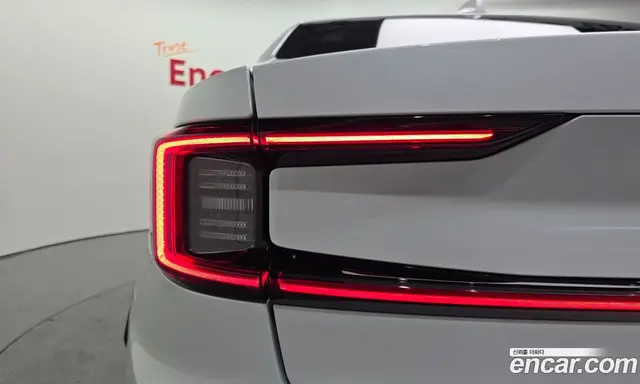 Polestar Polestar 2 2022 0.2 автомат (гидро), миниатюра 9 Polestar Polestar 2 2022 0.2 автомат (гидро), миниатюра 9