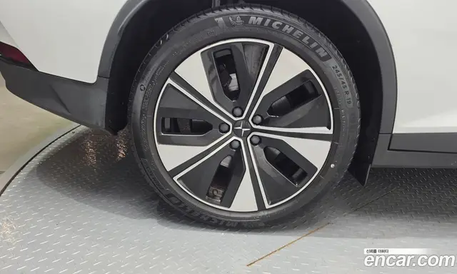 Polestar Polestar 2 2022 0.2 автомат (гидро), миниатюра 5 Polestar Polestar 2 2022 0.2 автомат (гидро), миниатюра 5
