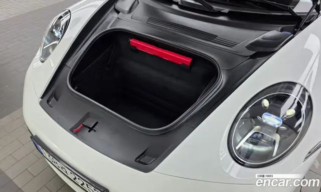 Porsche 911 2024 3.0 автомат (гидро), миниатюра 6