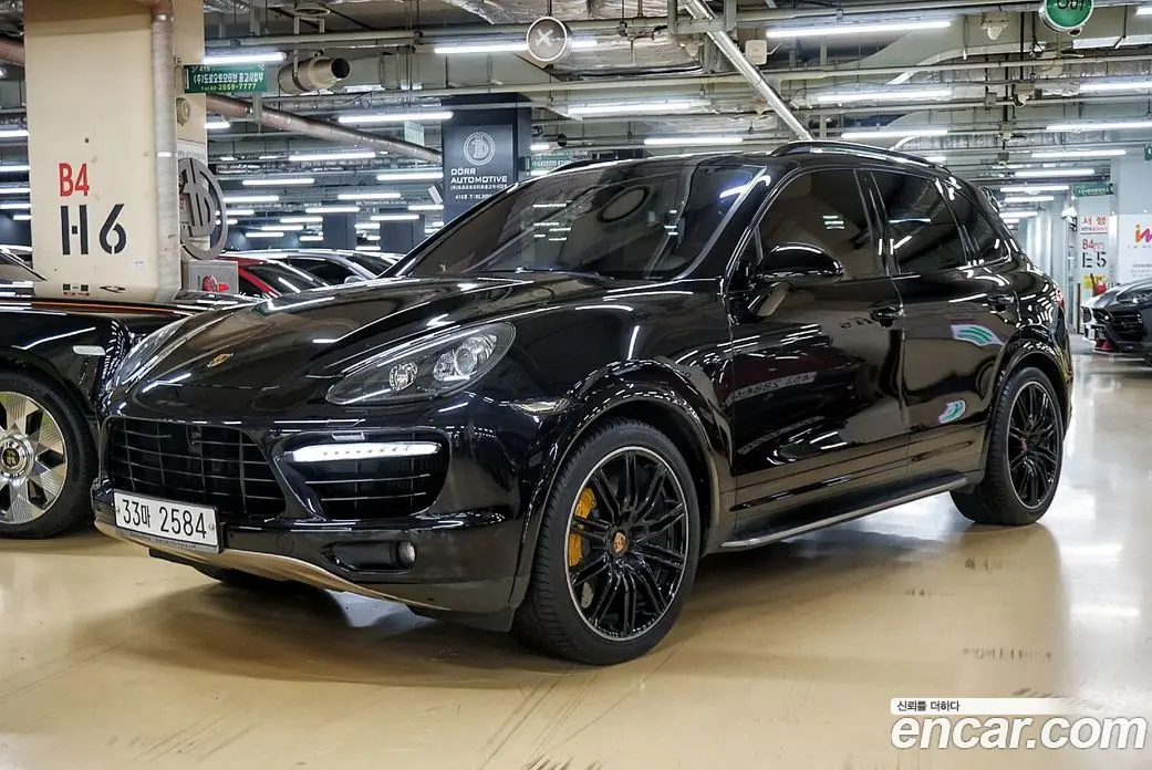 Porsche Cayenne 2013 4.8 автомат (гидро), фото 1 Porsche Cayenne 2013 4.8 автомат (гидро), фото 1
