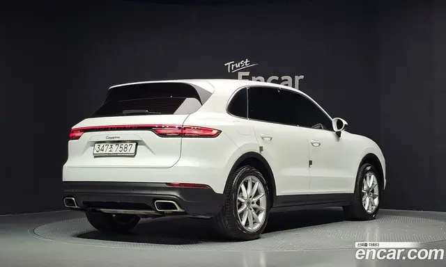 Porsche Cayenne 2020 3.0 автомат (гидро), миниатюра 2