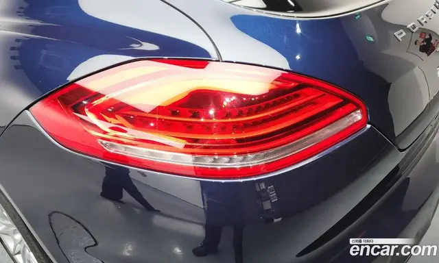Porsche Panamera 2016 3.6 автомат (гидро), миниатюра 8 Porsche Panamera 2016 3.6 автомат (гидро), миниатюра 8