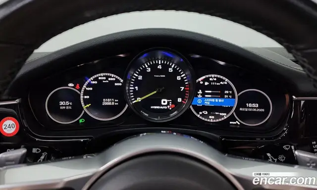 Porsche Panamera 2018 2.9 автомат (гидро), миниатюра 11