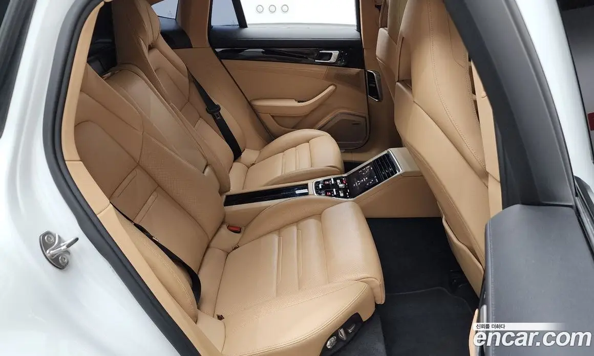 Porsche Panamera 2018 2.9 автомат (гидро), фото 17