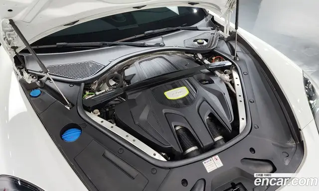 Porsche Panamera 2018 2.9 автомат (гидро), миниатюра 6