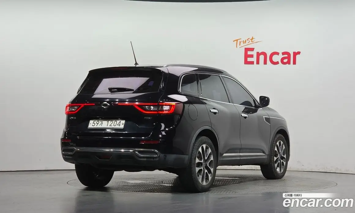 Renault (Samsung) QM6 2017 2.0 автомат (гидро), фото 2 Renault (Samsung) QM6 2017 2.0 автомат (гидро), фото 2