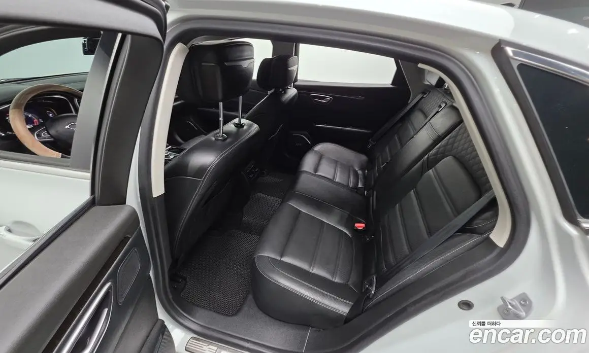 Renault (Samsung) SM6 2016 1.6 автомат (гидро), фото 16 Renault (Samsung) SM6 2016 1.6 автомат (гидро), фото 16