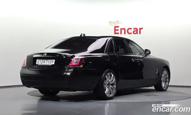 Rolls-Royce Ghost 2021 6.7 автомат (гидро), миниатюра 2