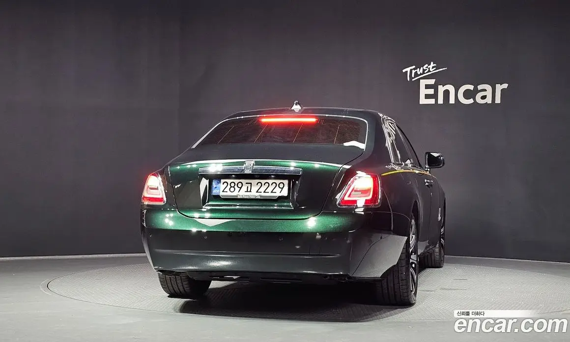 Rolls-Royce Ghost 2022 6.7 автомат (гидро), фото 4