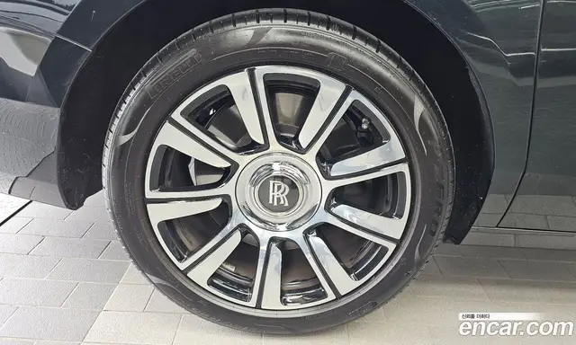 Rolls-Royce Ghost 2022 6.7 автомат (гидро), миниатюра 5
