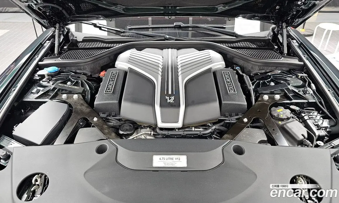 Rolls-Royce Ghost 2022 6.7 автомат (гидро), фото 6