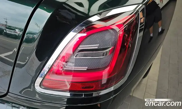 Rolls-Royce Ghost 2022 6.7 автомат (гидро), миниатюра 9